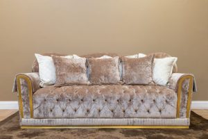 sofa nyaman